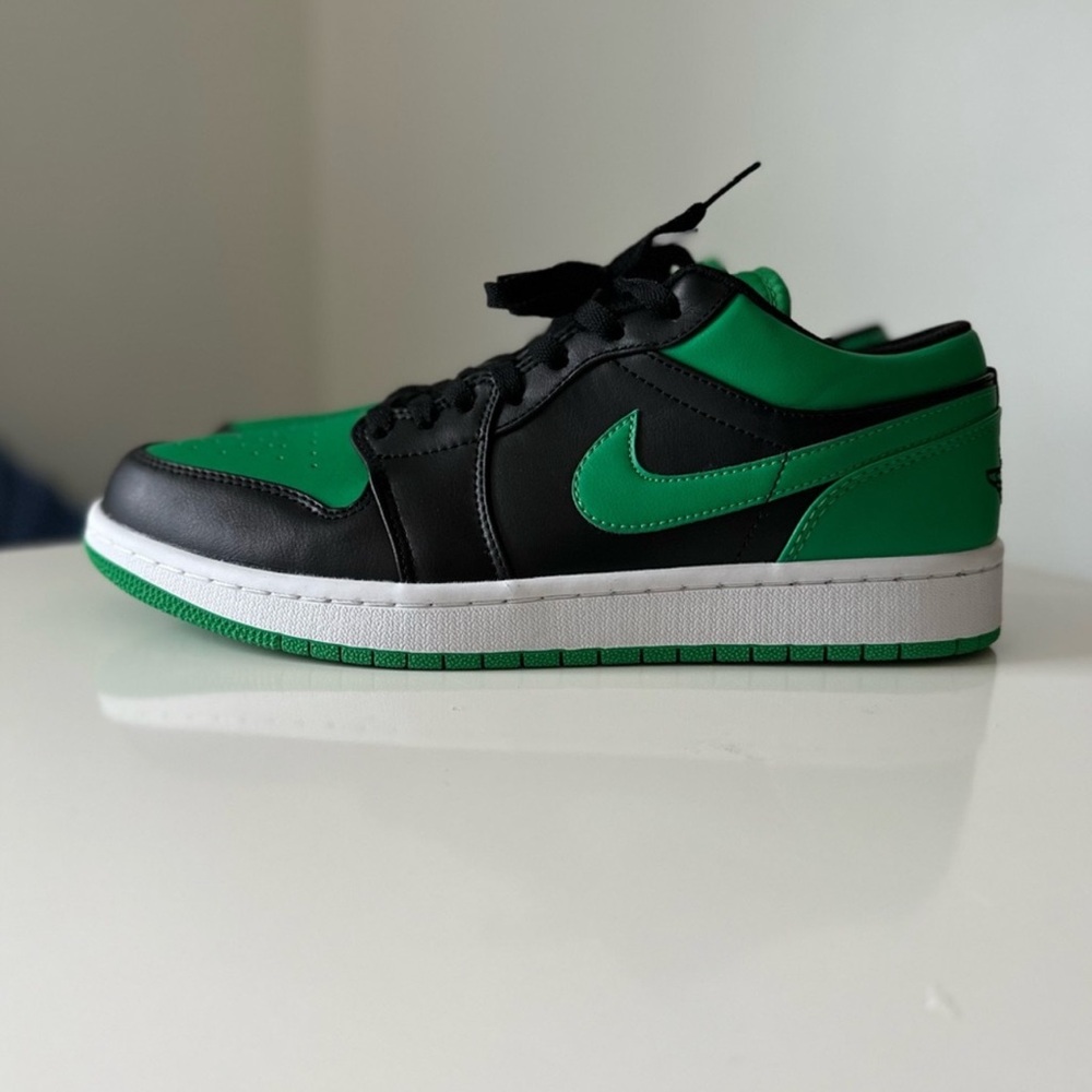 Nike Men’s Jordan Low Shoes